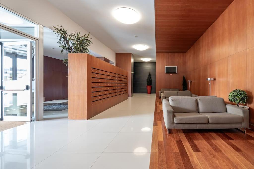 Viva Stadium Residence Studios OOporto Esterno foto