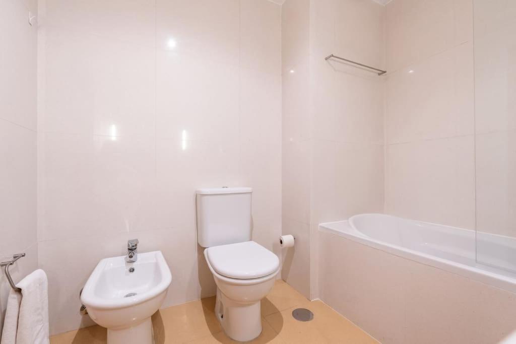 Viva Stadium Residence Studios OOporto Esterno foto