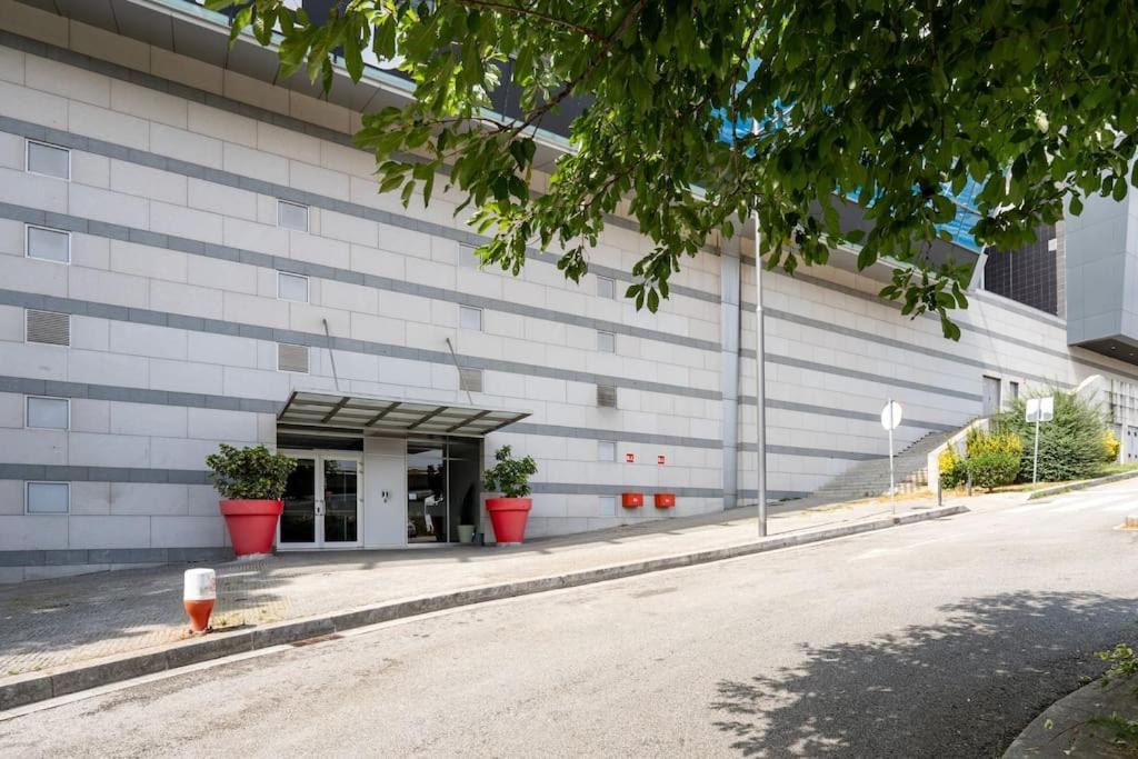 Viva Stadium Residence Studios OOporto Esterno foto